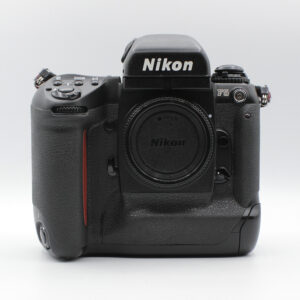 NIKON F5 BODY (110)