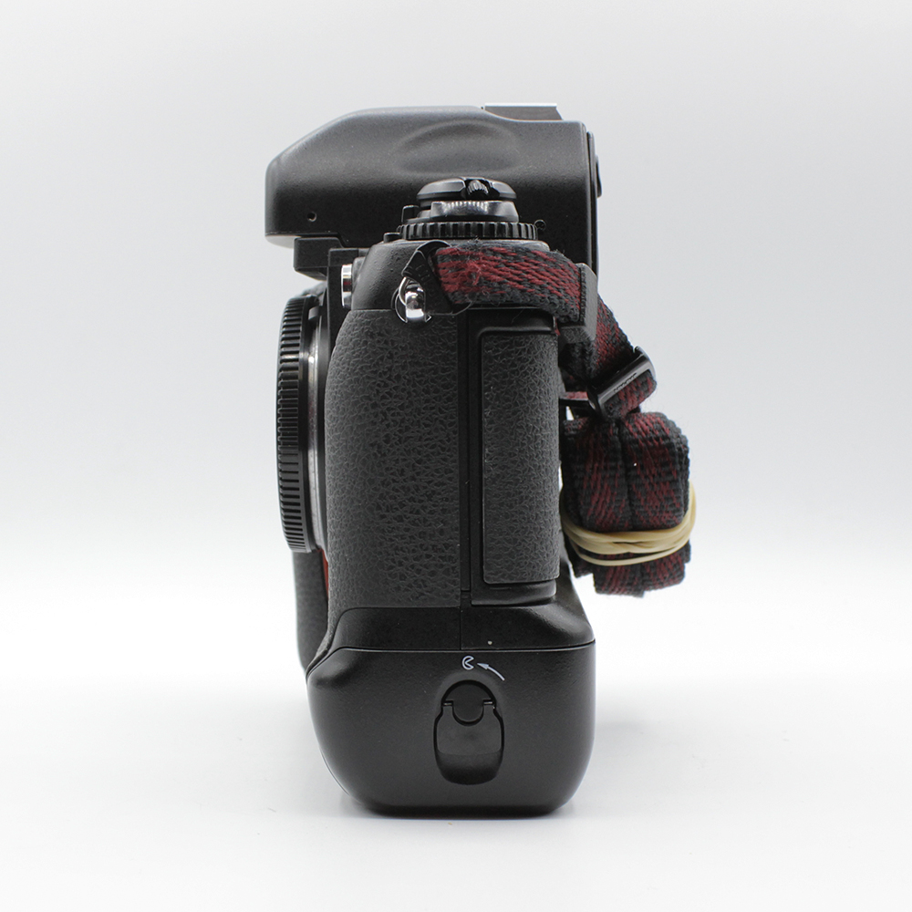 NIKON F5 BODY (110) - Afbeelding 2