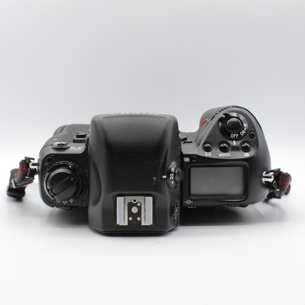 NIKON F5 BODY (110) - Afbeelding 5