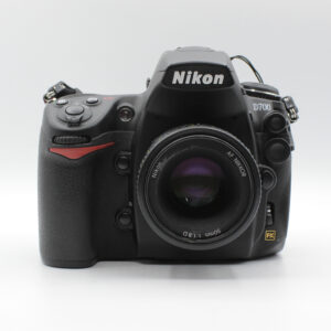 NIKON D700 + 50mm F1.8 D + SB-800 (109)
